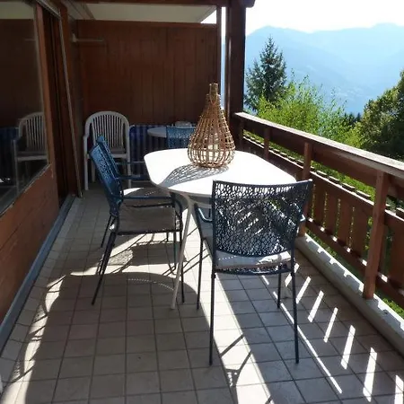 Appartement Sleeps 5 Pool Wifi Ovronnaz